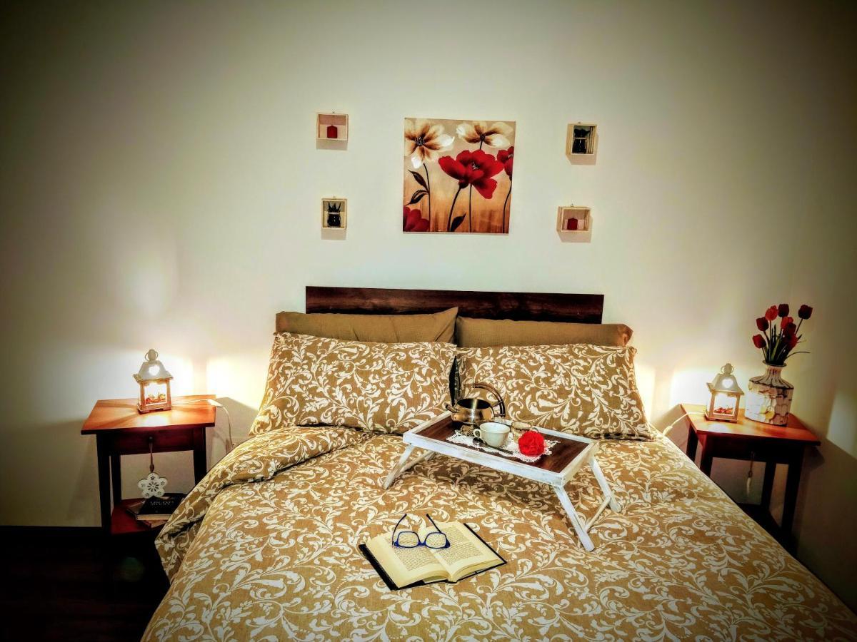 Anamoni Bed And Relax Apartment Benevento Bagian luar foto