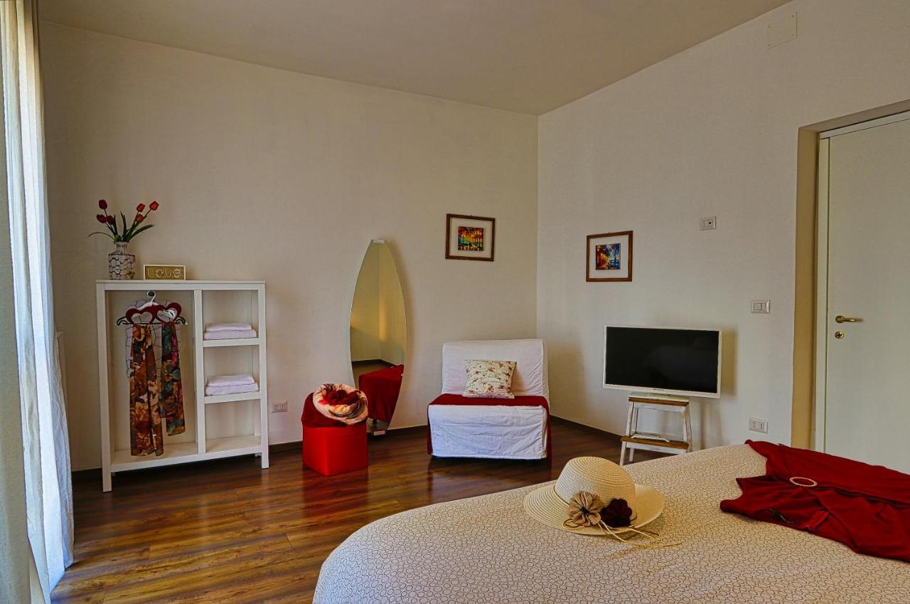 Anamoni Bed And Relax Apartment Benevento Bagian luar foto