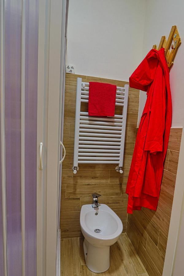 Anamoni Bed And Relax Apartment Benevento Bagian luar foto